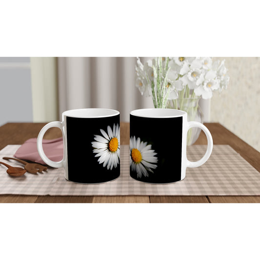 Daisies ceramic cup - for stylish coffee breaks