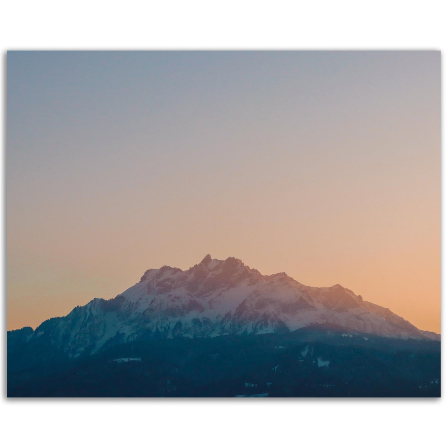 Schweizer Alpenzauber: Pilatus bei Sonnenuntergang - Forex-Druck