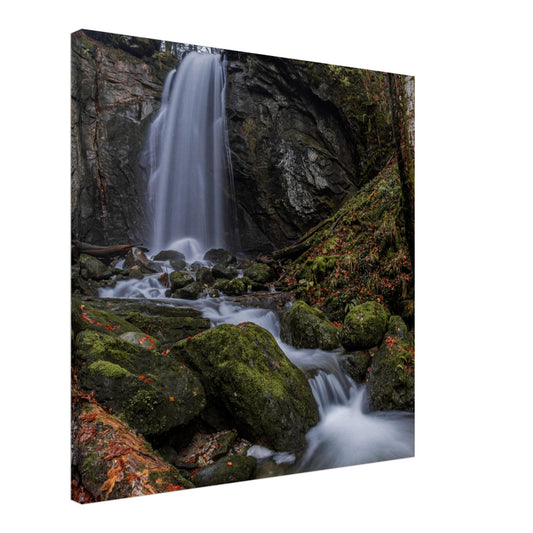 Herbstlicher Wasserfall auf Leinwand